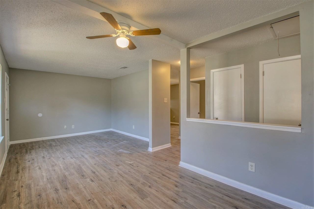 3301 Green Dr - Photo 3 of 15