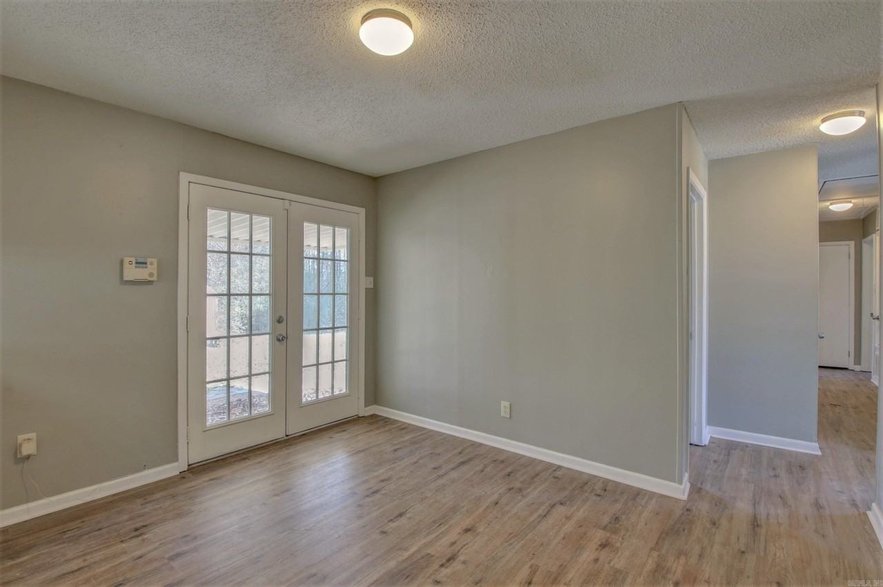 3301 Green Dr - Photo 7 of 15