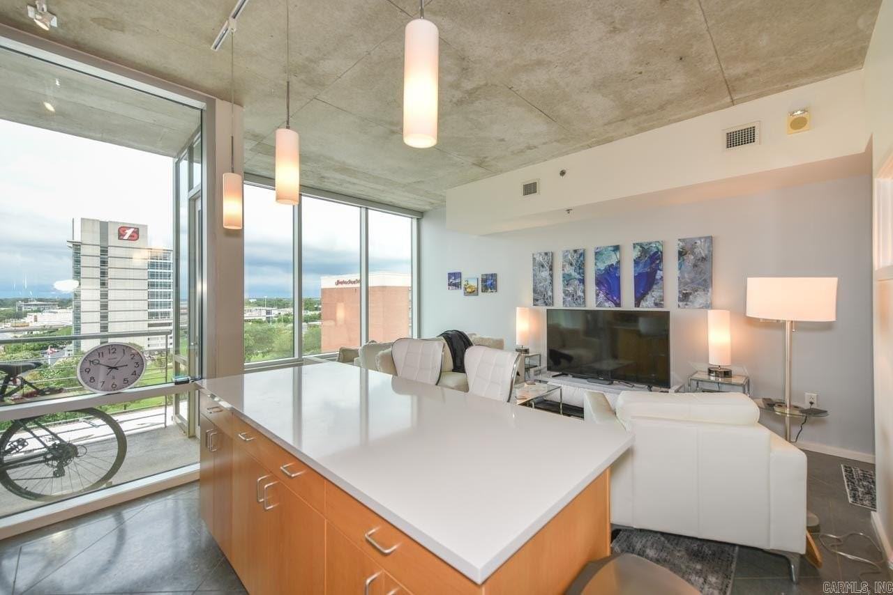 315 Rock St - Photo 5 of 21