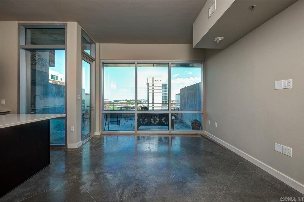 315 Rock St - Photo 3 of 17