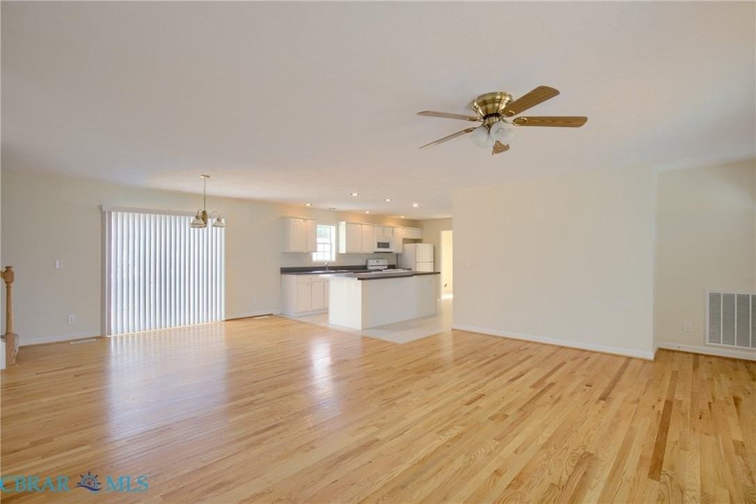 9469 Glass Road - Photo 4 of 22