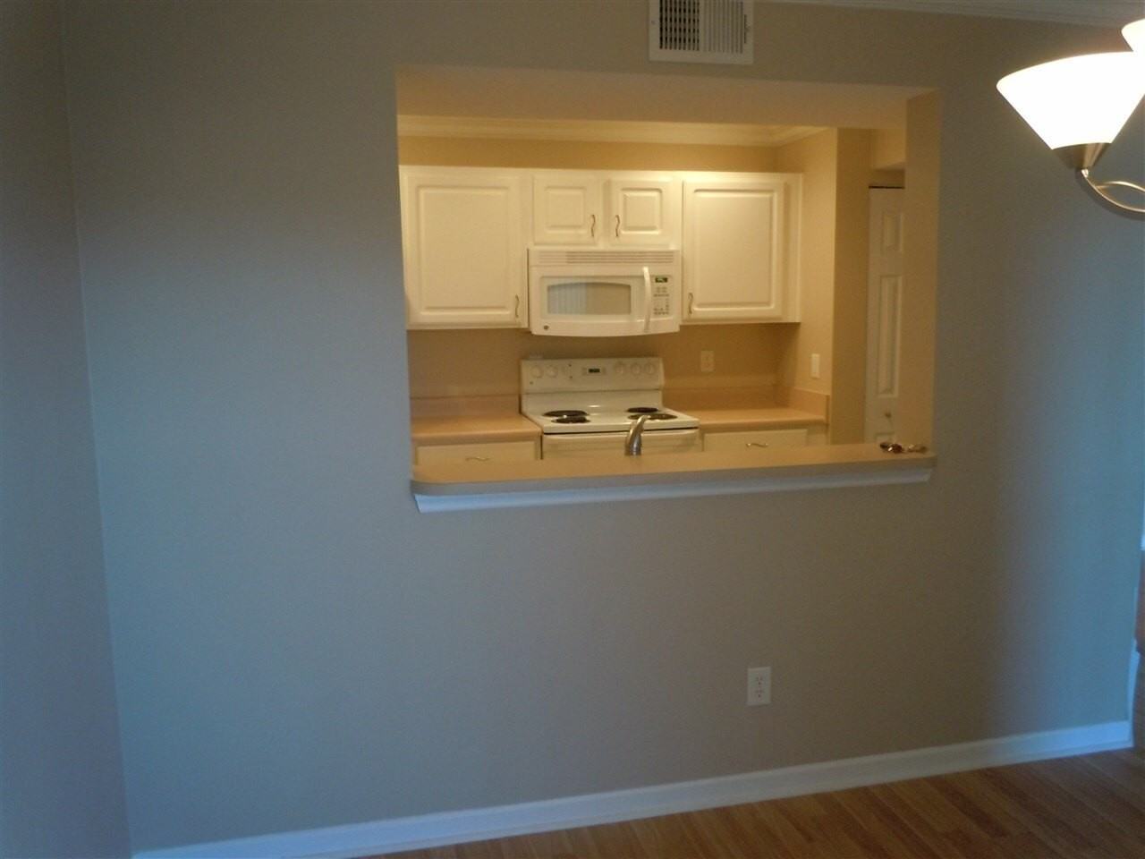 204 16th St - Photo 7 of 21