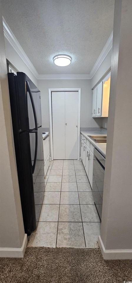 615 Carter Ln - Photo 3 of 24