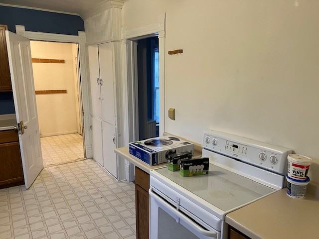 111 Farnham St #NA - Photo 7 of 16