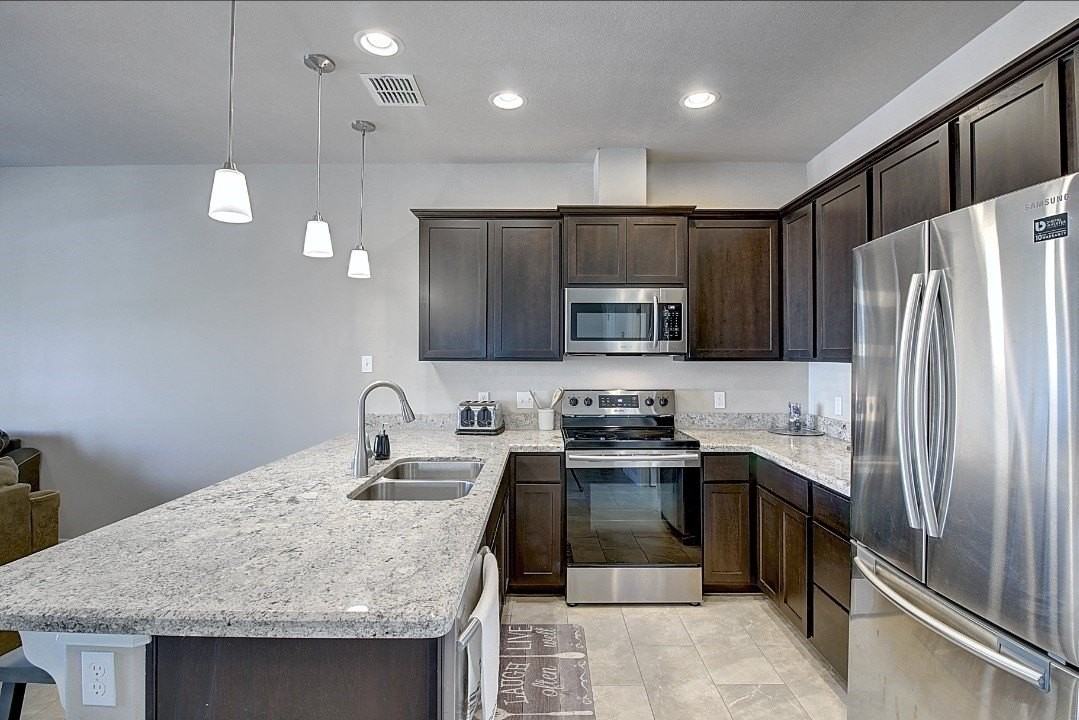 13971 Ports O Call Dr - Photo 3 of 8