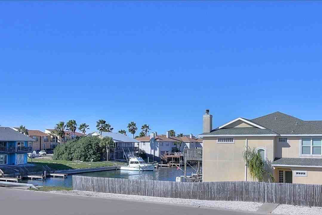 13971 Ports O Call Dr - Photo 6 of 8