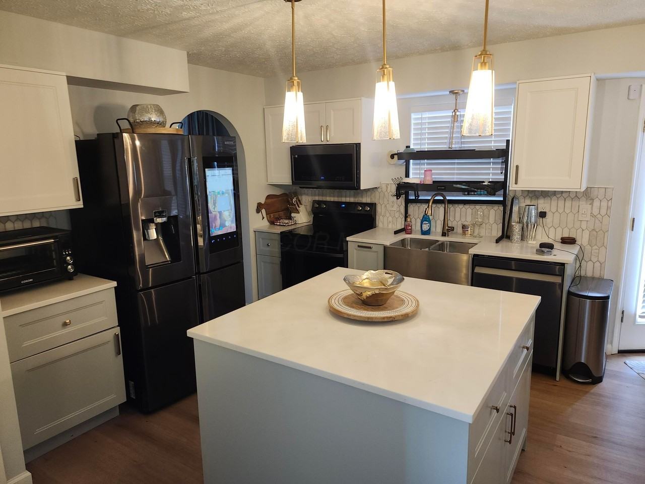 8178 Slate Ridge Blvd - Photo 5 of 13