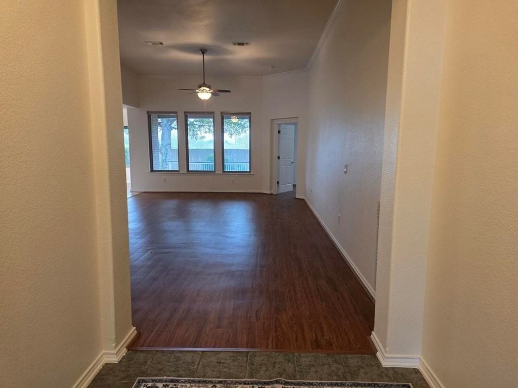 323 Chase Oaks Pl - Photo 2 of 23