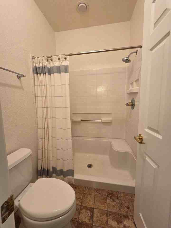 323 Chase Oaks Pl - Photo 7 of 23