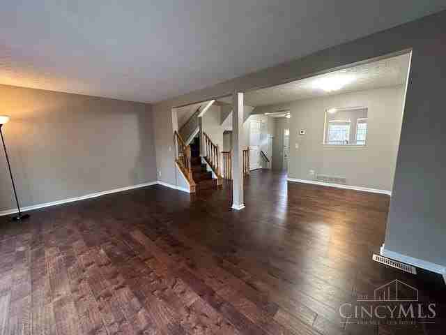 5204 Franklin Park St - Photo 3 of 30