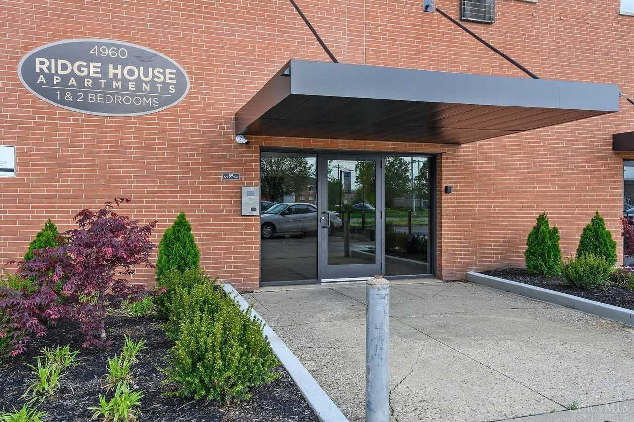 4960 Ridge Ave #303 - Photo 4 of 12