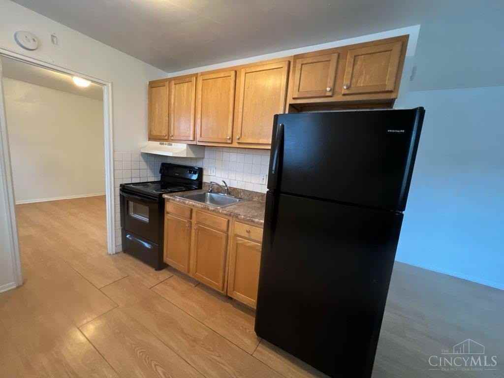 1522 Cedar Ave Apt 5 #5 - Photo 4 of 10