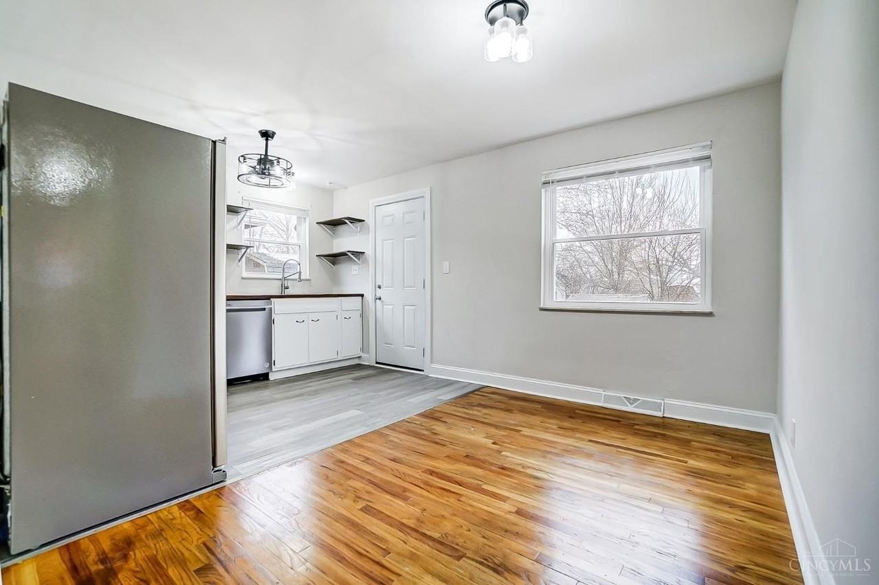 3372 Harry Lee Lane - Photo 7 of 33