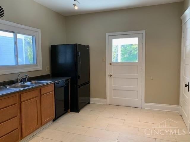 753 Delta Avenue #2 - Photo 5 of 37