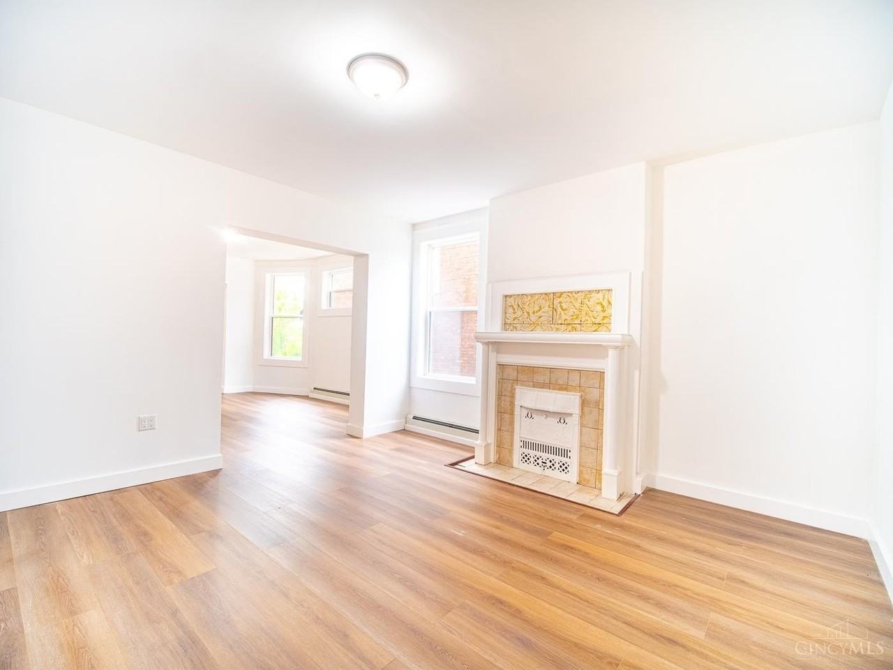 2408 Highland Avenue - Photo 4 of 34