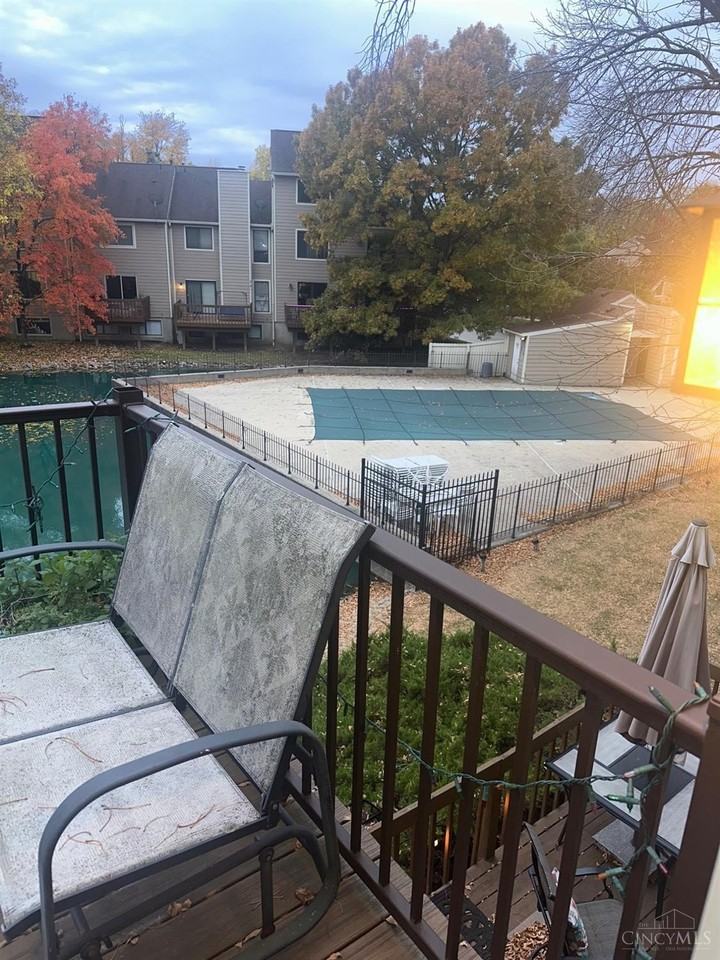 9462 Hunters Creek Dr Unit 706 #706 - Photo 4 of 14