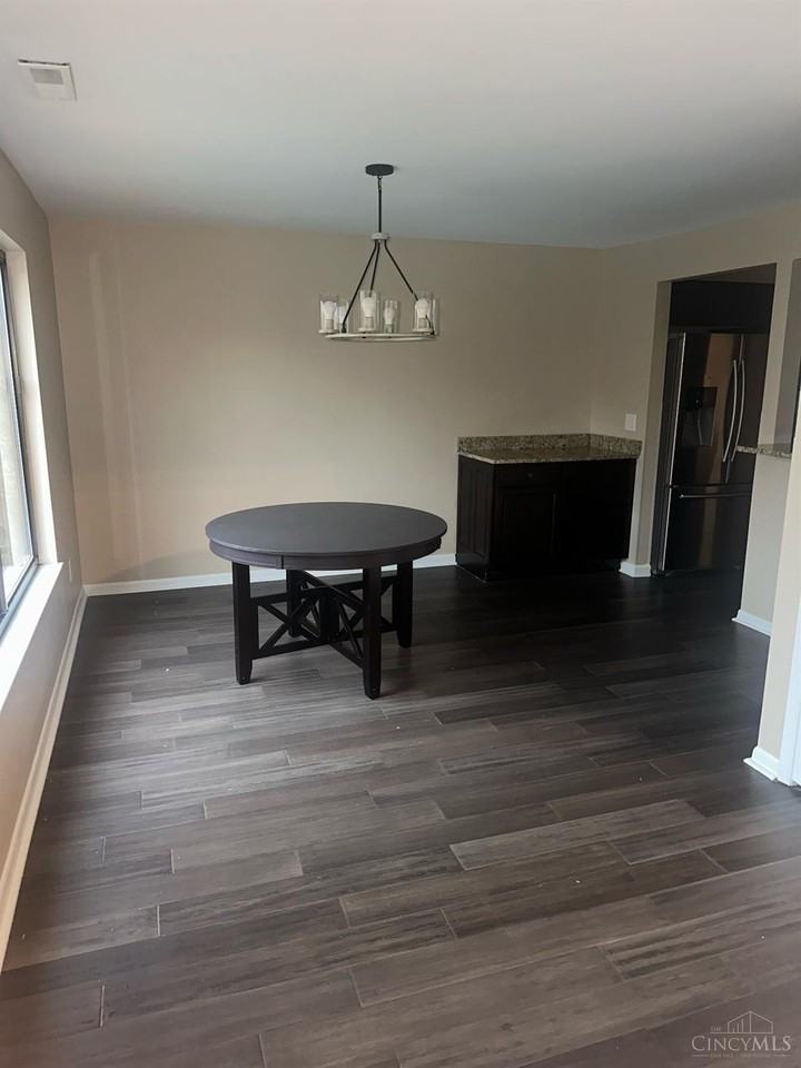 9462 Hunters Creek Dr Unit 706 #706 - Photo 5 of 14