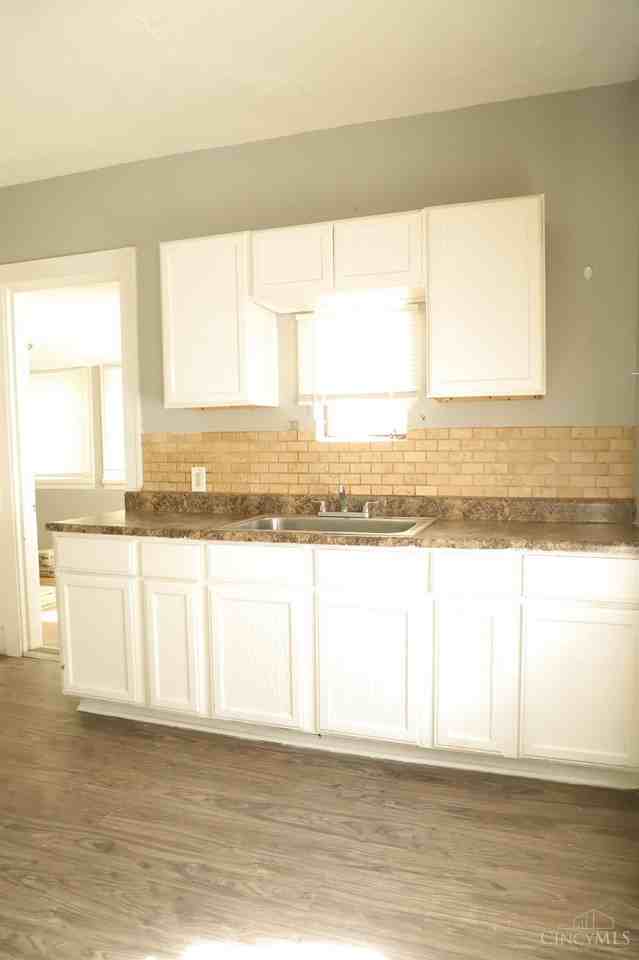 1636 1st Avenue - Photo 5 of 16