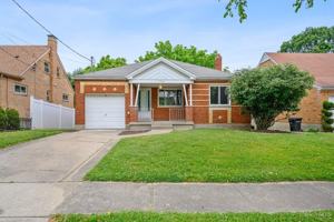 featured image of 1723 Tuxworth Ave