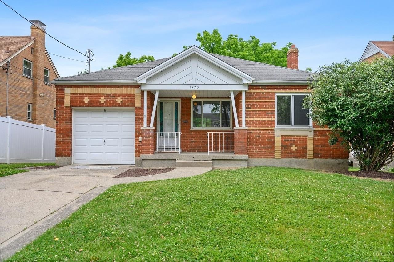 1723 Tuxworth Ave - Photo 3 of 38