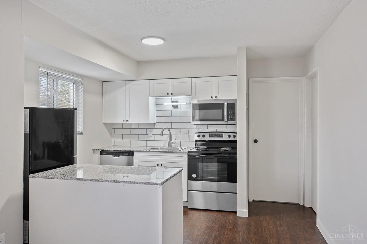 6449 Montgomery Rd Apt 7 #7 - Photo 7 of 20