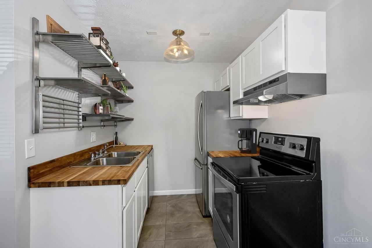 6210 Ridge Ave Apt 9 #9 - Photo 5 of 13