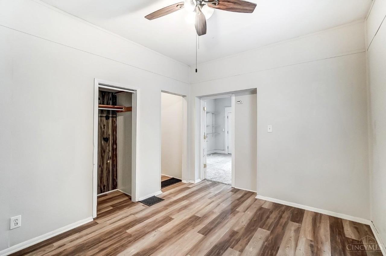 2340 Victor Street - Photo 6 of 38