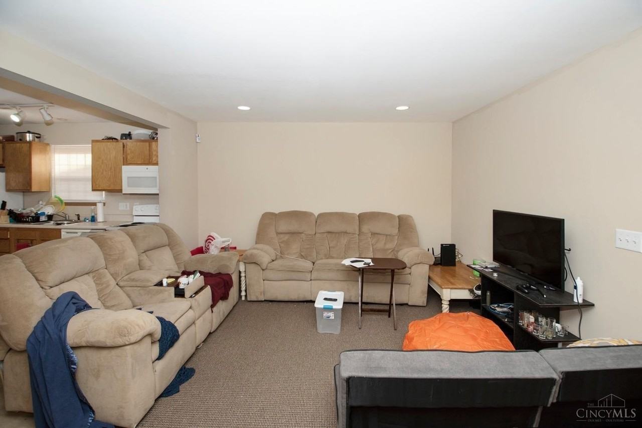 2222 Ravine Street - Photo 3 of 19