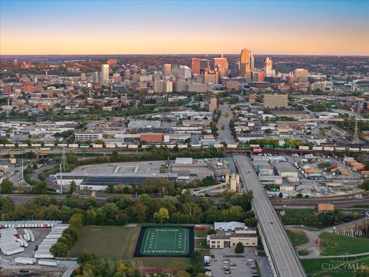 810 Matson Pl Unit 1406 #1406 - Photo 3 of 35