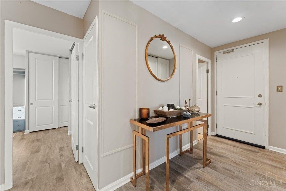 810 Matson Pl Unit 1406 #1406 - Photo 4 of 35