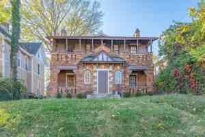 featured image of 6423 Kennedy Ave Apt 3 #3