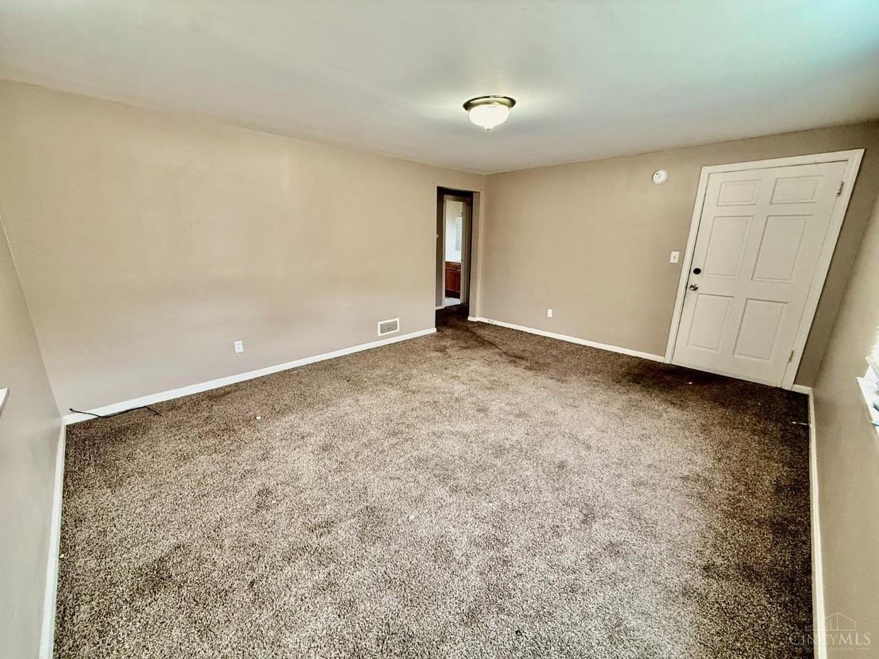 2532 Rack Ct Apt 2 #2 - Photo 3 of 8