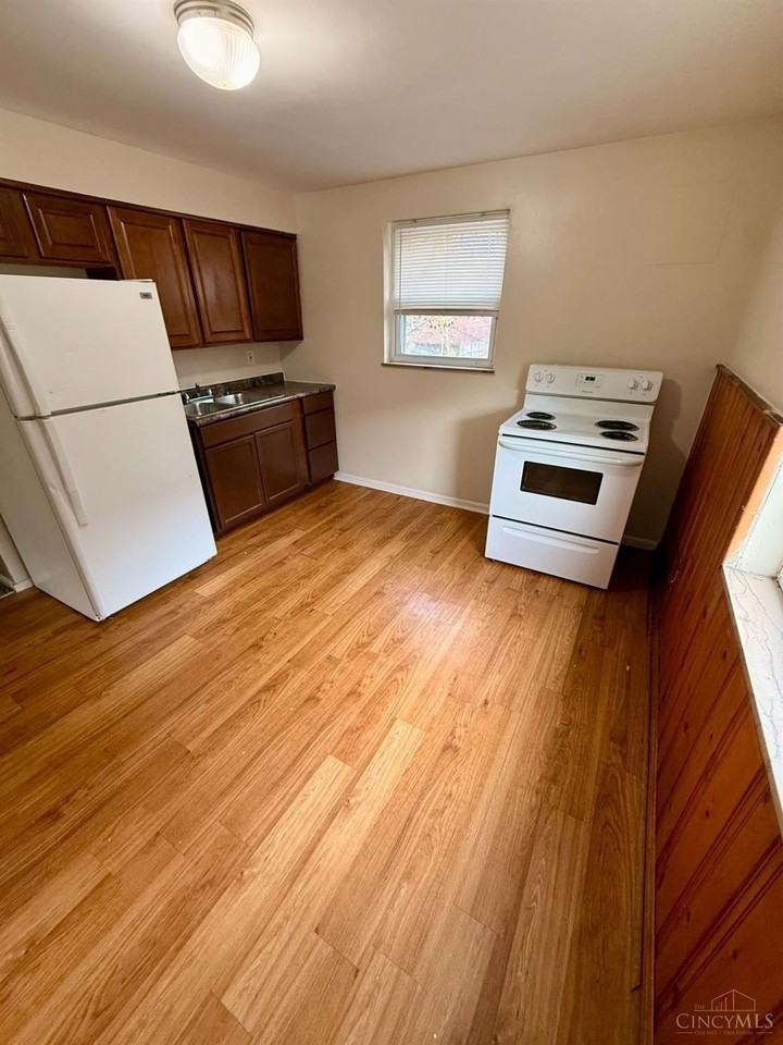 2532 Rack Ct Apt 2 #2 - Photo 4 of 8