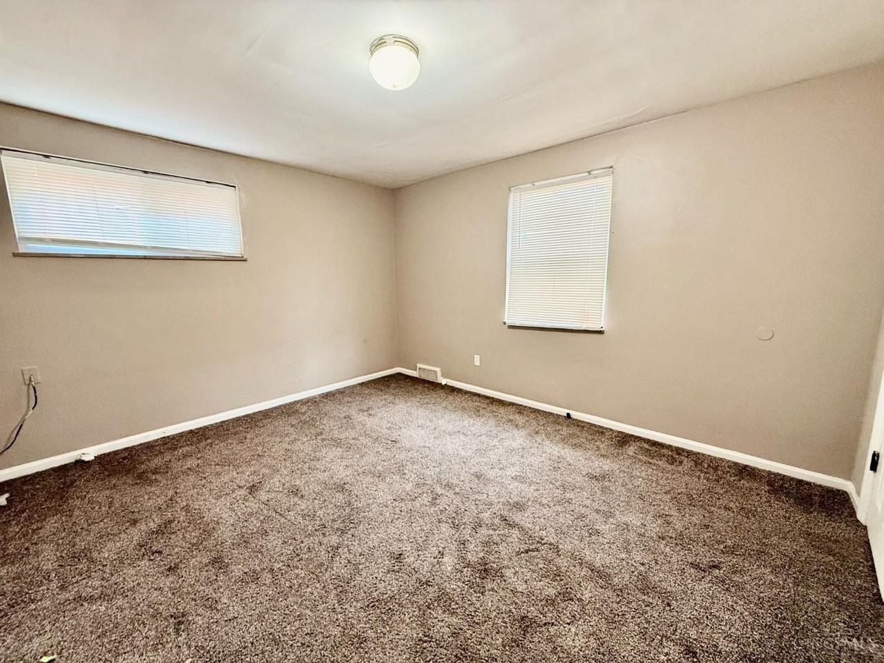 2532 Rack Ct Apt 2 #2 - Photo 5 of 8