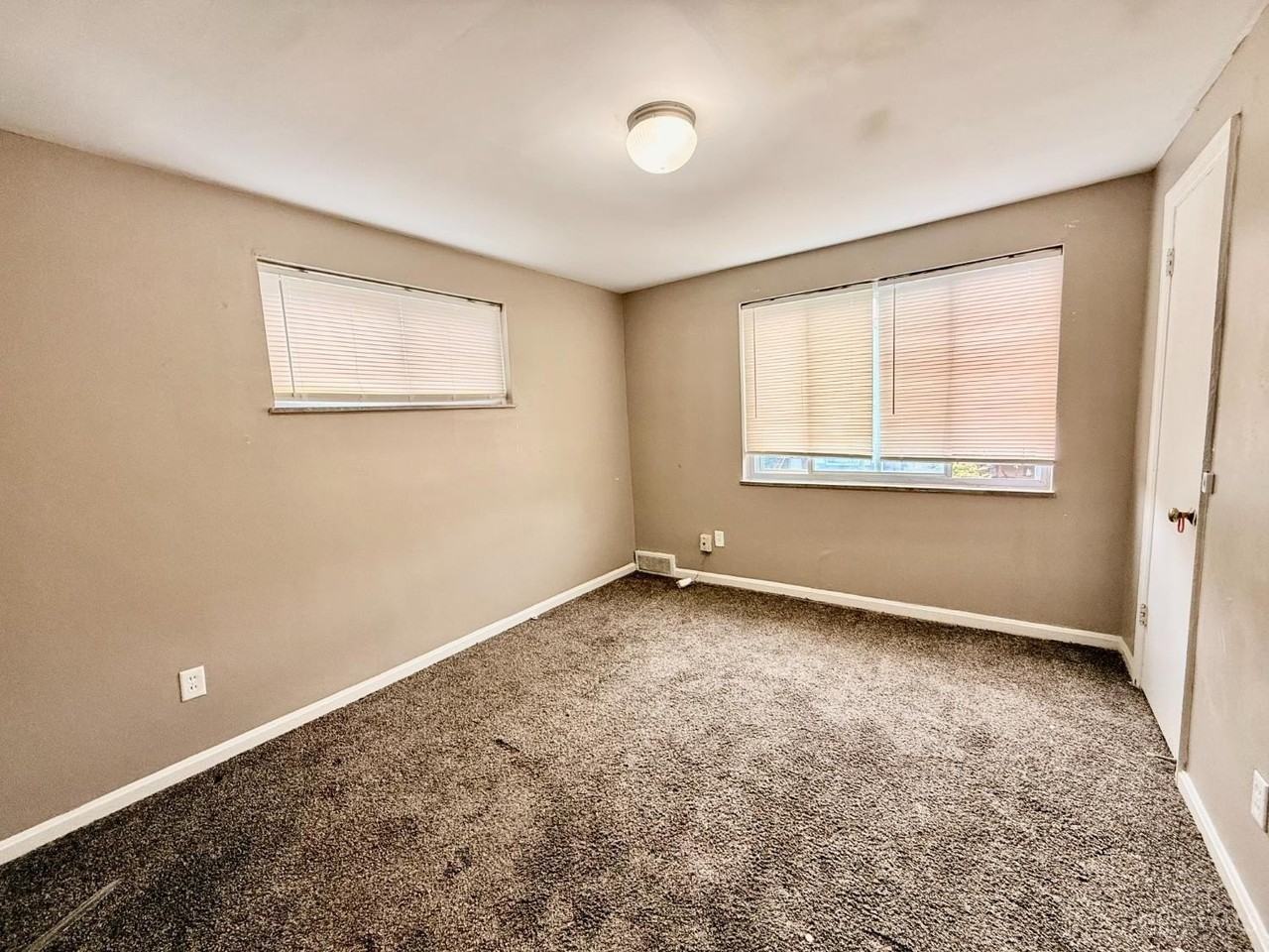 2532 Rack Ct Apt 2 #2 - Photo 7 of 8