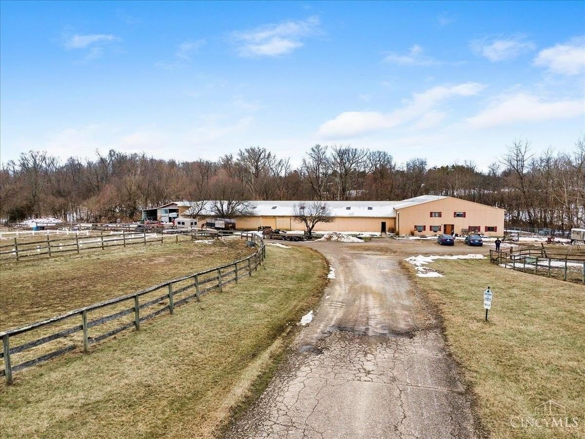 2675 Carriagegate Ln - Photo 4 of 42