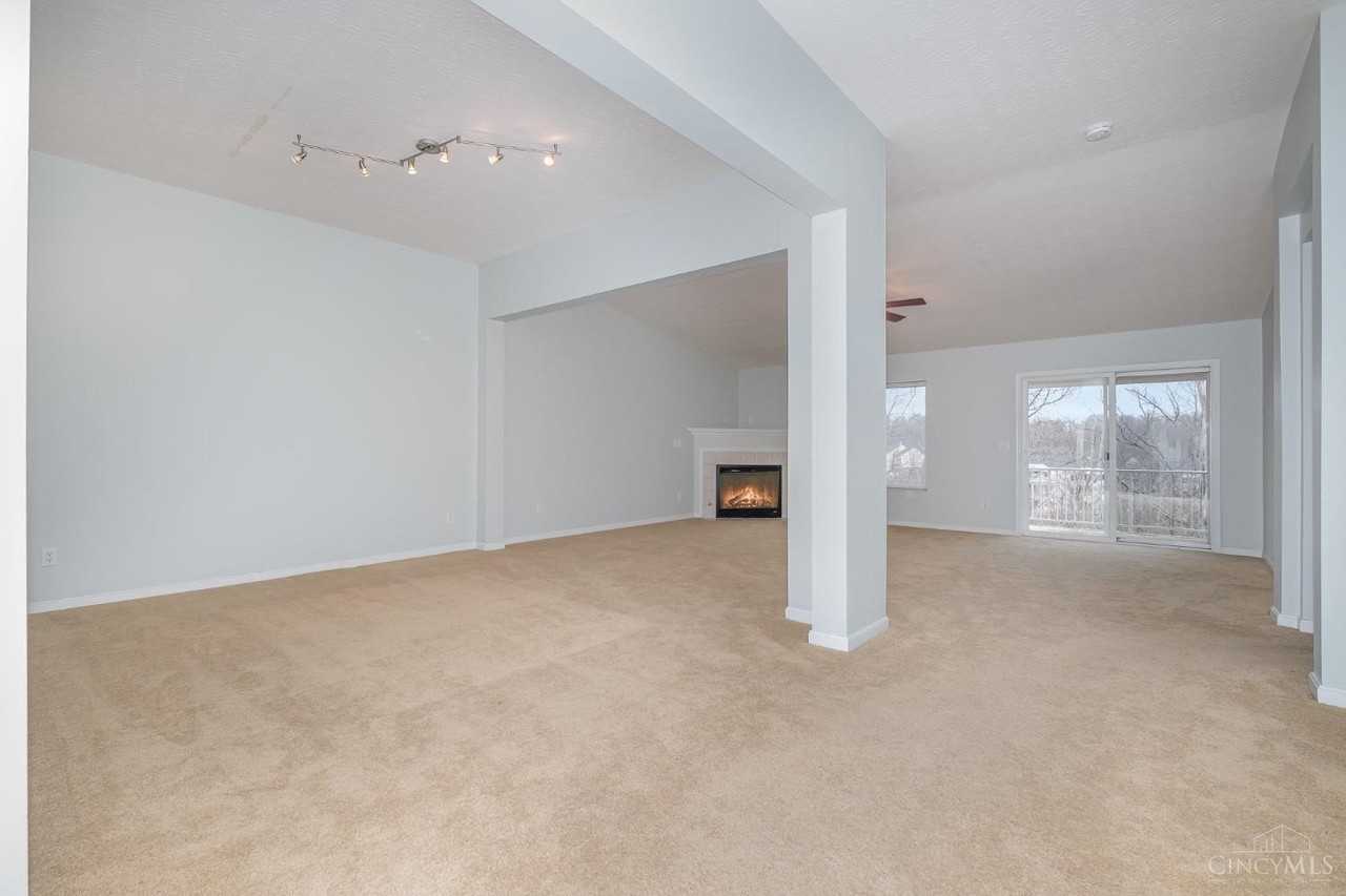 5406 Scarletoak Dr - Photo 2 of 15