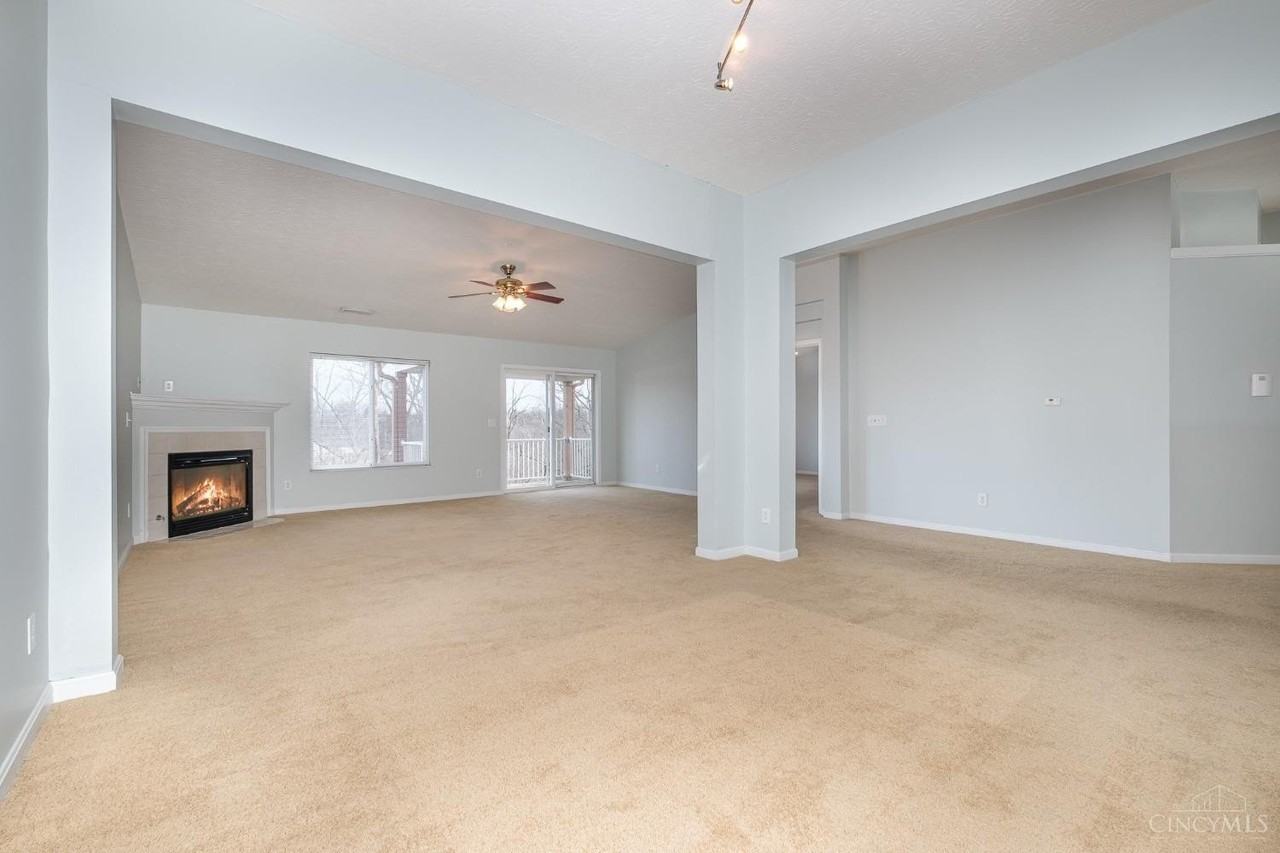 5406 Scarletoak Dr - Photo 4 of 15