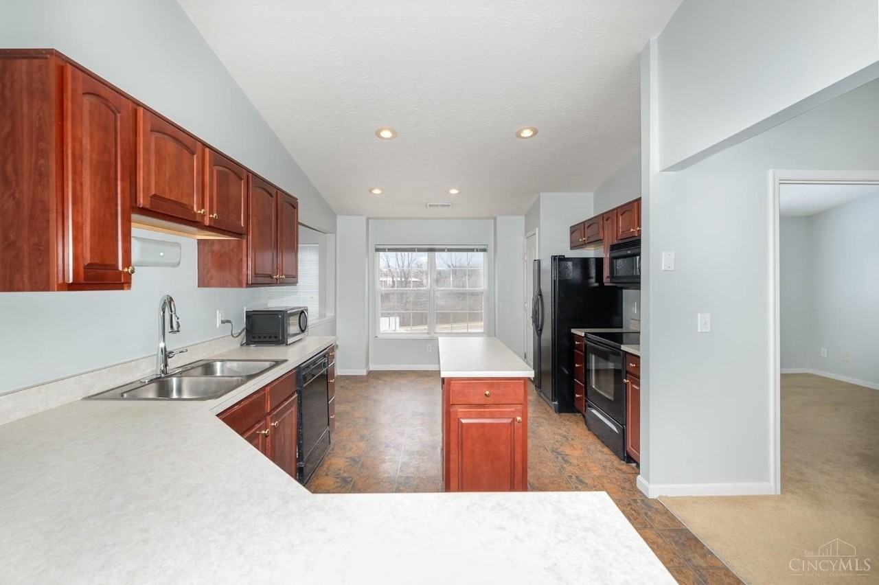 5406 Scarletoak Dr - Photo 6 of 15