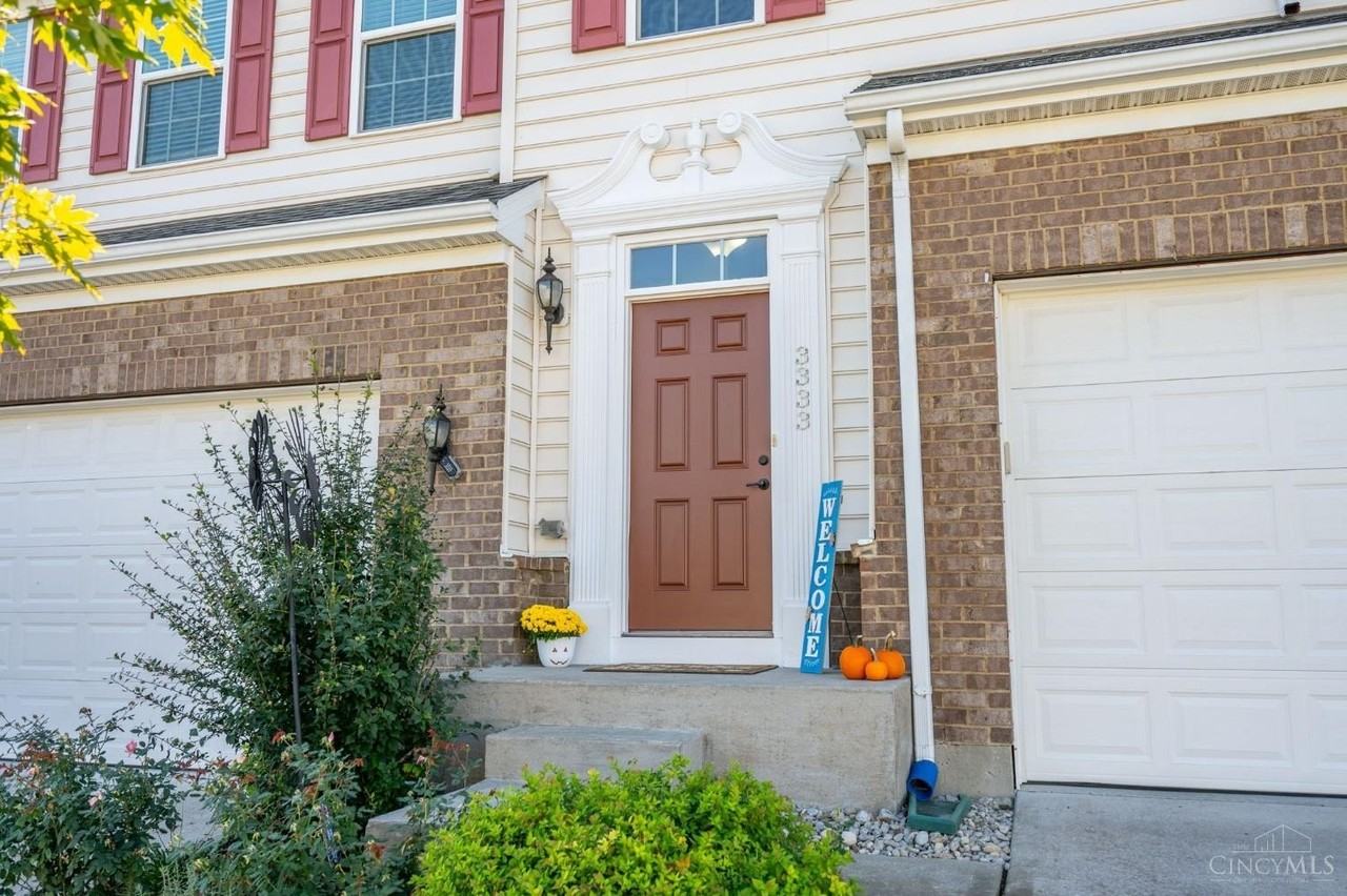 3333 Crescent Falls Way - Photo 2 of 50