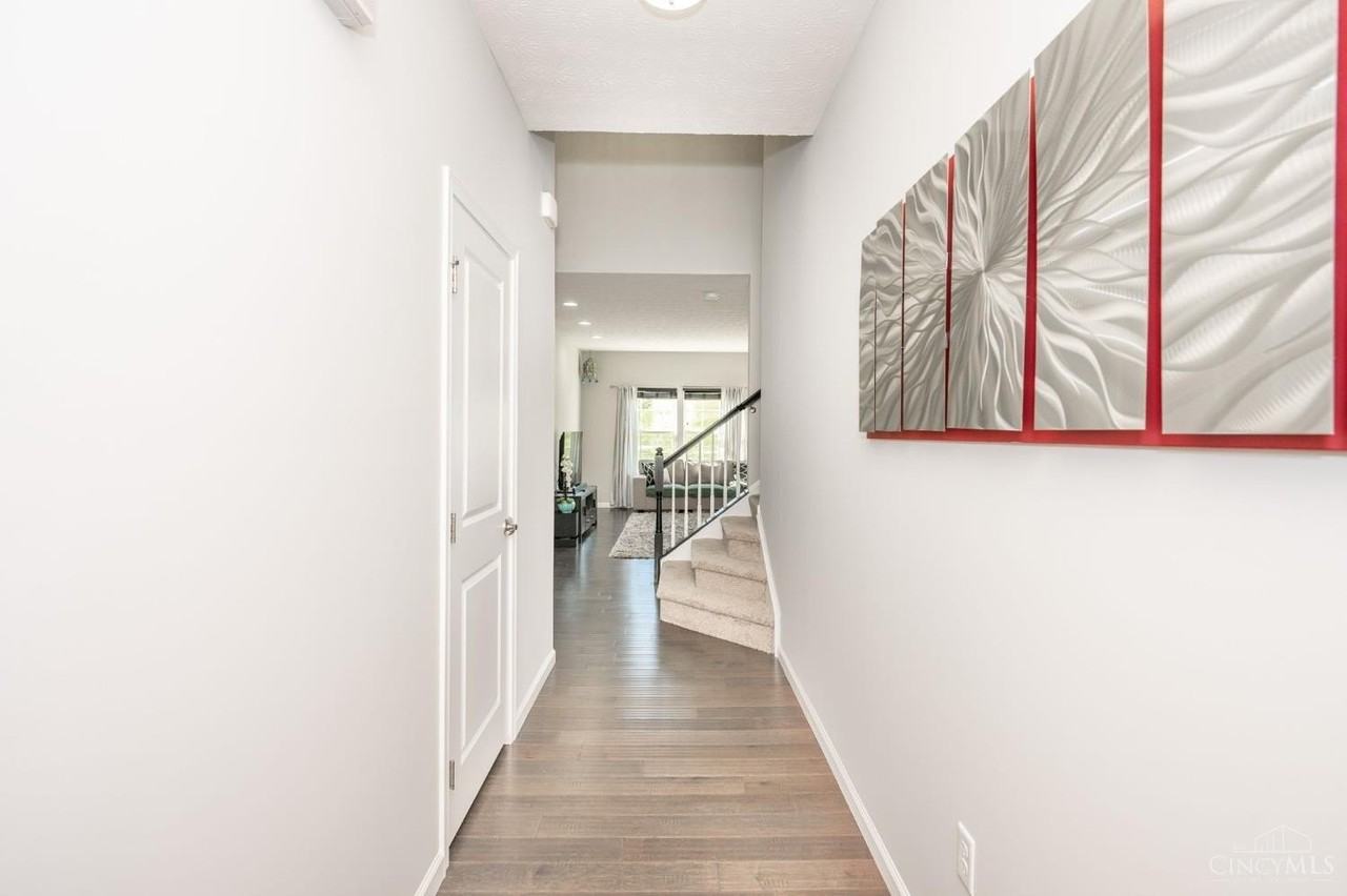 3333 Crescent Falls Way - Photo 5 of 50