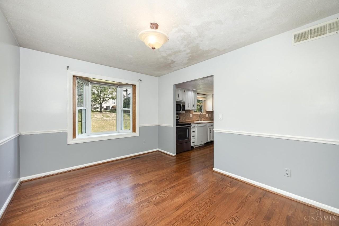 5084 Francis Valley Court - Photo 6 of 25