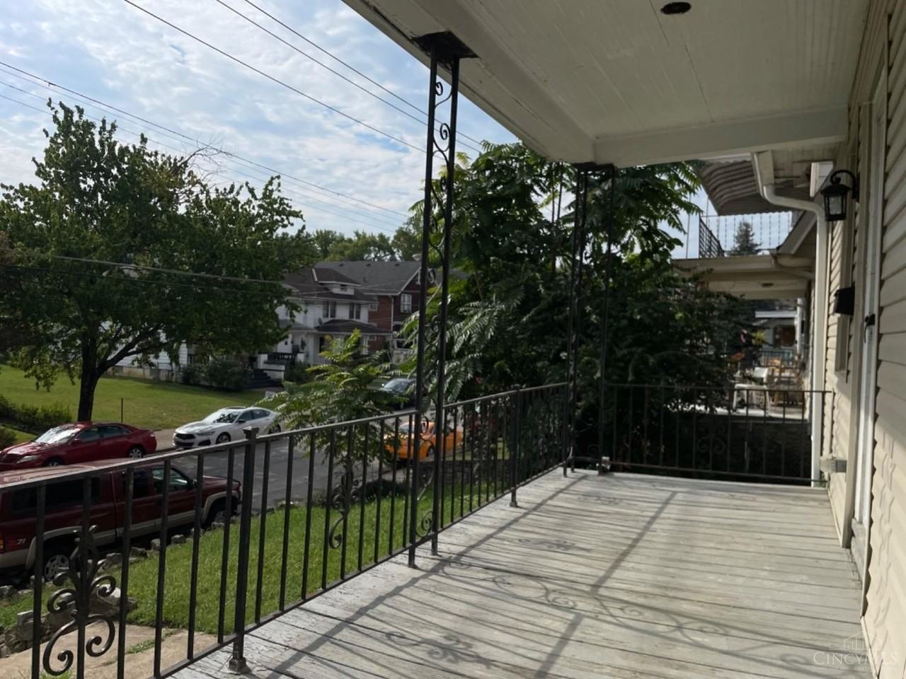 4425 Greenlee Ave - Photo 2 of 14