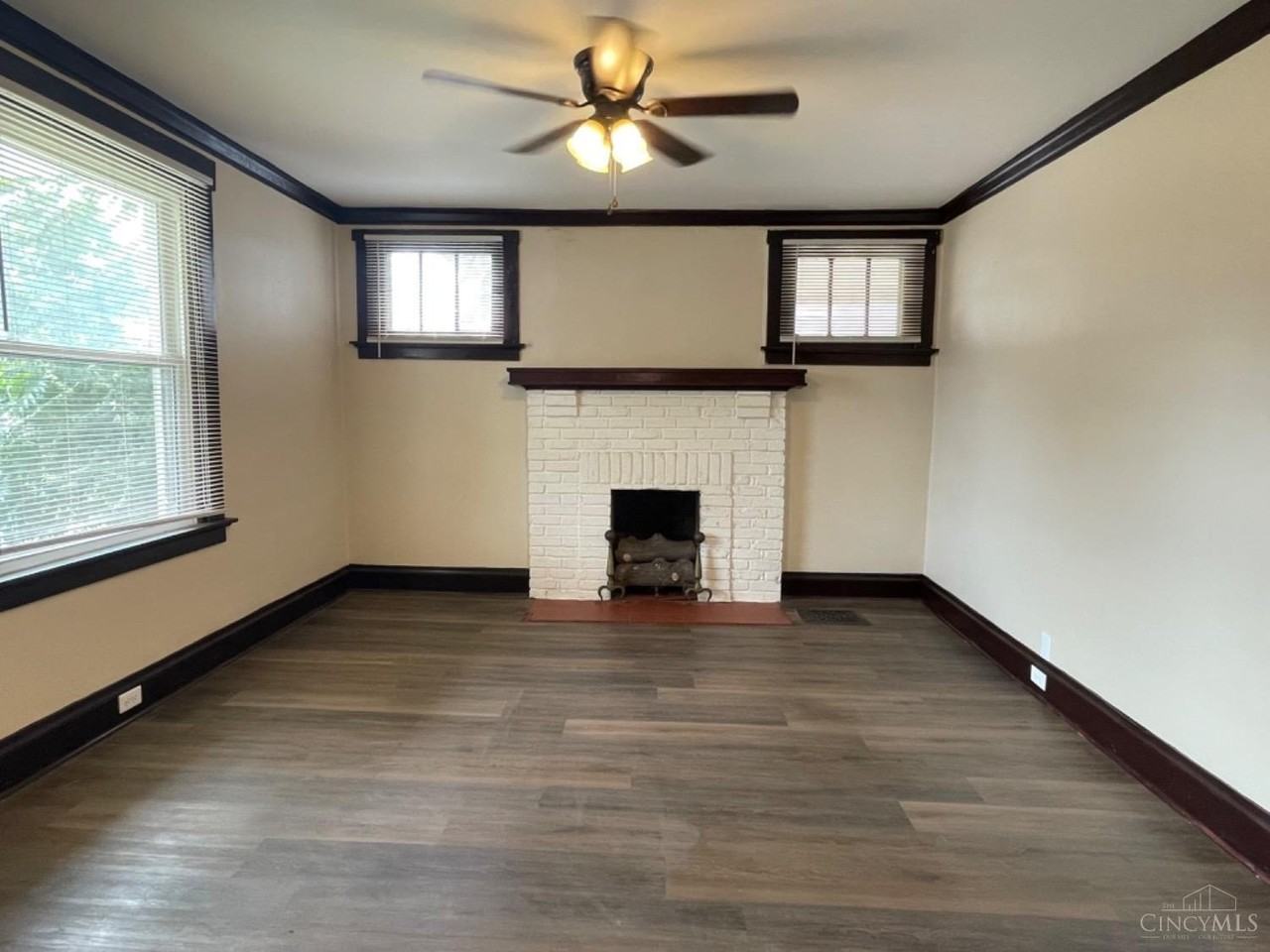 4425 Greenlee Ave - Photo 4 of 14