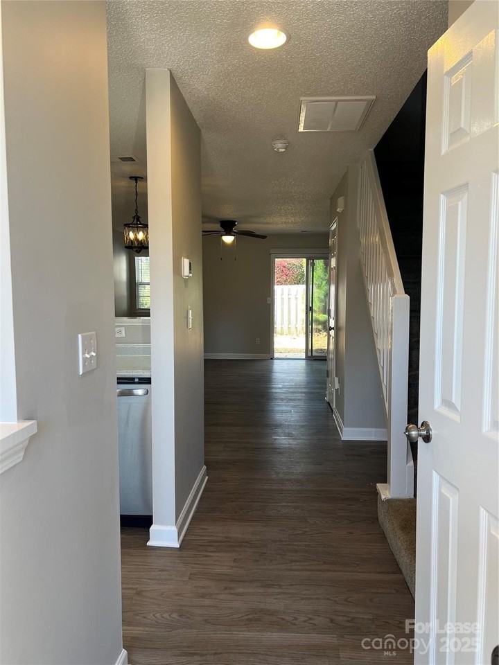 6075 Cougar Lane - Photo 2 of 18