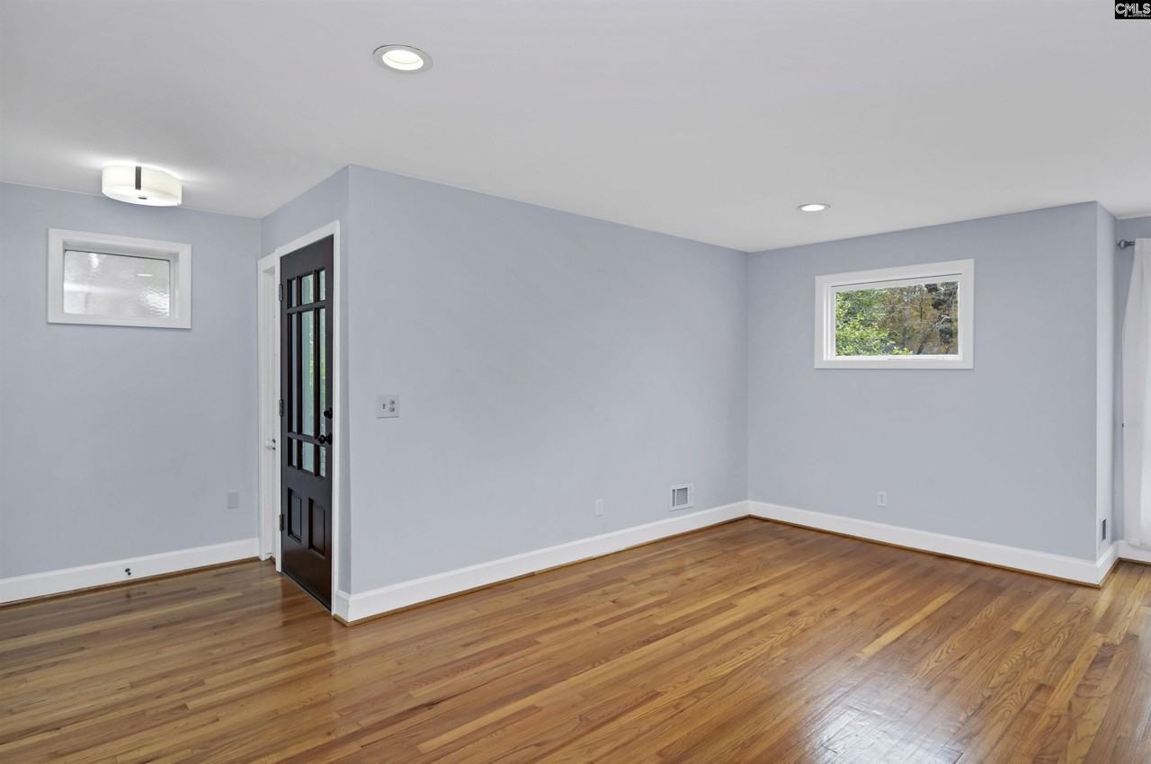 1808 York Dr - Photo 5 of 40