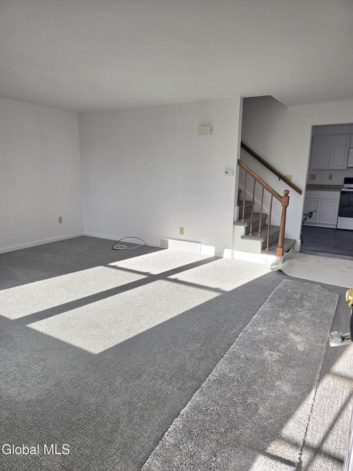 19 Commodore St Unit A #A - Photo 4 of 23