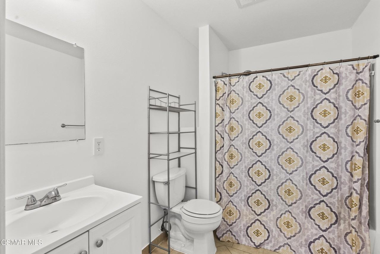 8800 Cedros Avenue #204 - Photo 6 of 11