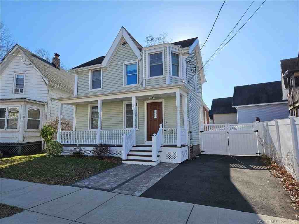 34 Woodland St - Photo 2 of 35