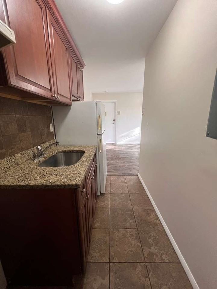 76 Palisade Ave #A3 - Photo 6 of 13